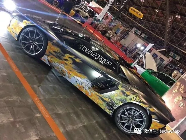 美國禿鷹汽車貼膜名古屋展會ECH06電光特效棕